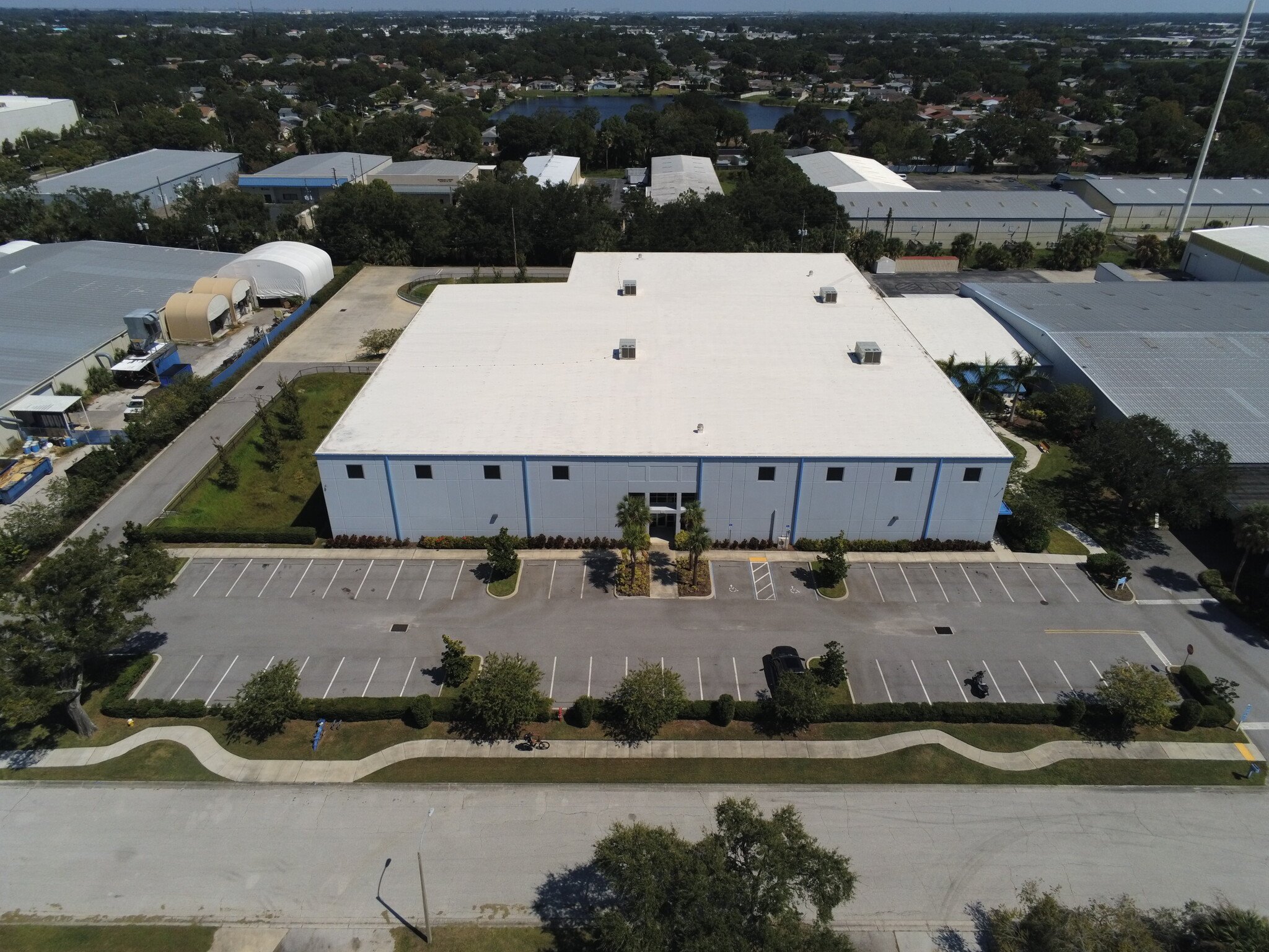 12333-Enterprise-Blvd-Largo-FL-P7020839-1-LargeHighDefinition